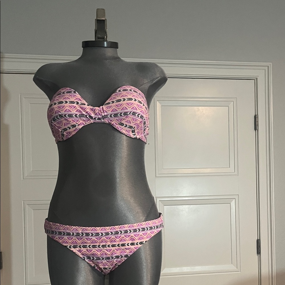 Pink and Purple Patterned Bikini Set NOT WORN BEFORE and no straps or tags
